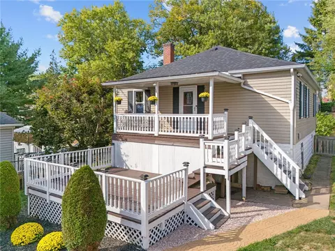 715 8th St, Irwin, PA 15642 photo 3