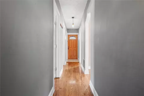 715 8th St, Irwin, PA 15642 photo 7