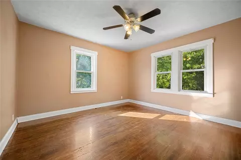 715 8th St, Irwin, PA 15642 photo 10
