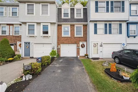 7708 Lafayette Sq, Aliquippa, PA 15001