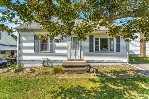 1319 Laurel Pl, New Castle, PA 16101