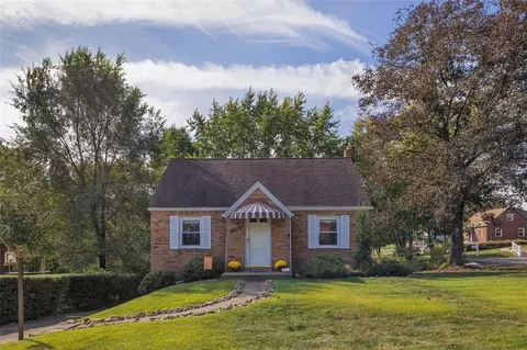 145 Lily Dr, Glenshaw, PA 15116