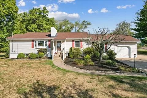 887 Melvin Ave, Washington, PA 15301