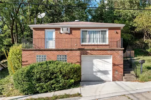 915 10th St, Ambridge, PA 15003