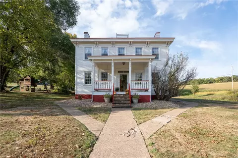 1081 State Route 136, Belle Vernon, PA 15012