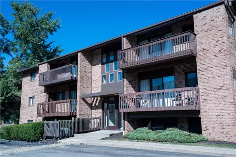 1204 Dutilh Rd #3, Cranberry Township, PA 16066