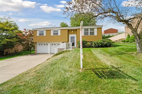 1005 Sundance Dr, Mckees Rocks, PA 15136