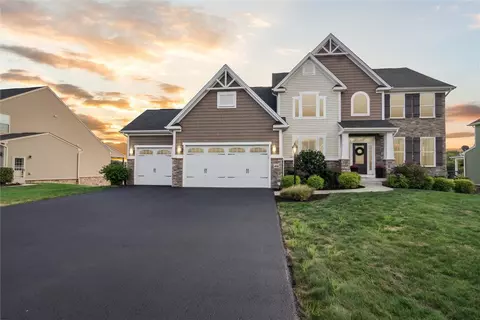 410 Winesap Ct, Finleyville, PA 15332