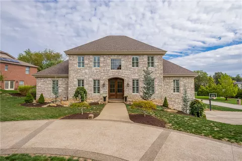 112 Hardwood Dr, Venetia, PA 15367
