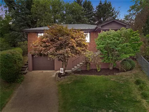 23 Kearns Pl, Pittsburgh, PA 15205