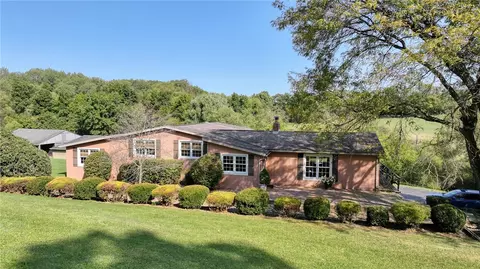 275 Spring Valley Rd, Saxonburg, PA 16056