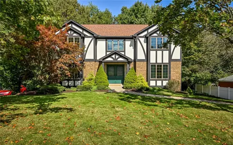 330 Pinkerton Rd, Wexford, PA 15090