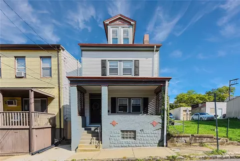4607 Carroll St, Pittsburgh, PA 15224