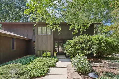 1608 Oakleaf Ln, Pittsburgh, PA 15237