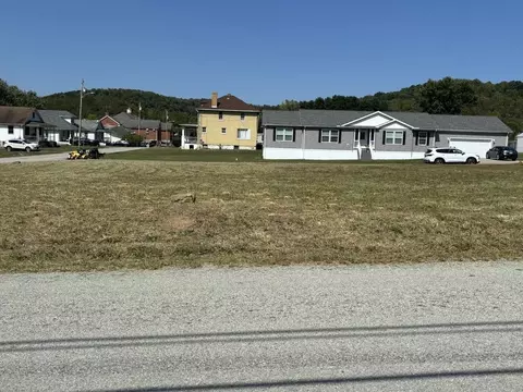100 Shaffer Ave, Smock, PA 15480 photo 3