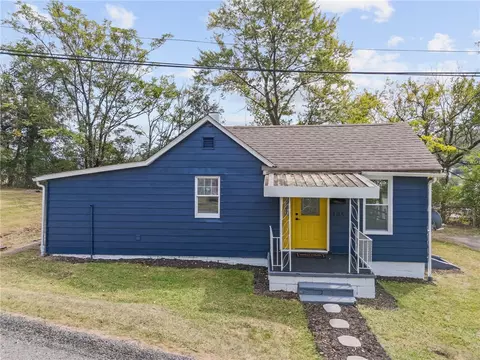 105 Monasedo Dr, Monroeville, PA 15146