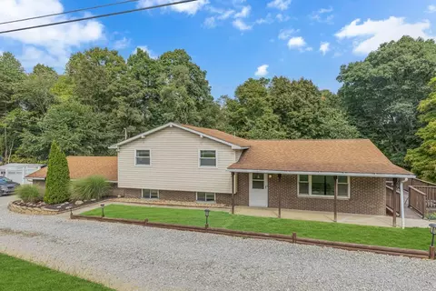 104 Dawson Dr, Midland, PA 15059