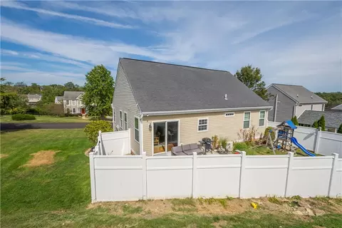 313 Hickory Nut Dr, Eighty Four, PA 15330 photo 31