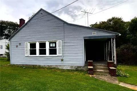2645 W Sunbury Rd, Boyers, PA 16020