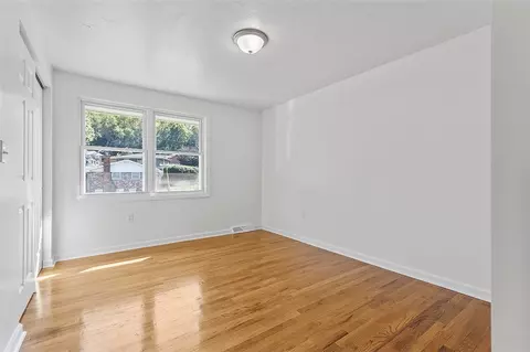 Bedroom - 11413 Drop Rd, Irwin, PA 15642 photo 1 of 8