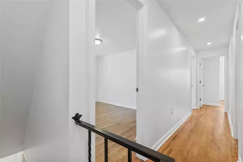 Entry Way - 11413 Drop Rd, Irwin, PA 15642 photo 3 of 3