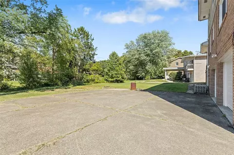 Exterior - 11413 Drop Rd, Irwin, PA 15642 photo 4 of 4