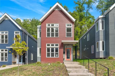 337 Flowers Ave, Pittsburgh, PA 15207
