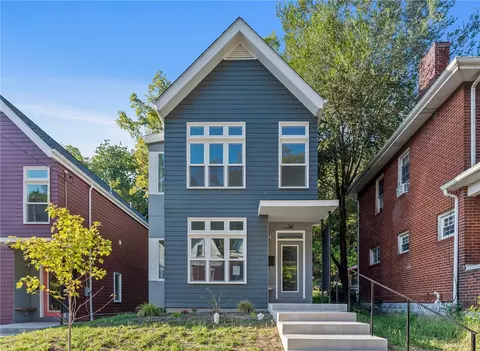 341 Flowers Ave, Pittsburgh, PA 15207
