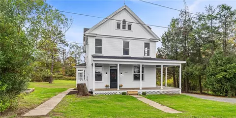 650 Hood School Rd, Indiana, PA 15701