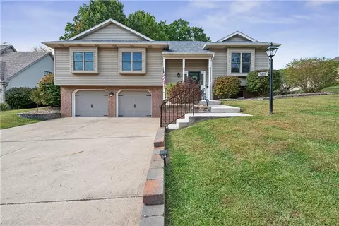 6818 Patino Ct, Export, PA 15632