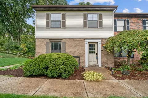 208 Rainprint Ln, Murrysville, PA 15668