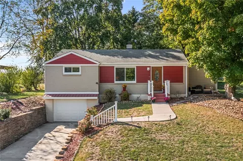 4954 Linda Dr, Pittsburgh, PA 15236