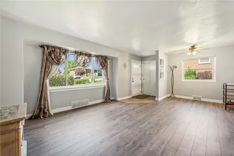 Living - 2763 Laurel Dr, Export, PA 15632 photo 2 of 2