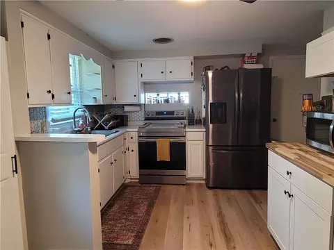 118 Vecchio Ln, Crabtree, PA 15624 photo 12