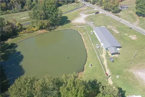 1337 Husband Rd, Somerset, PA 15501