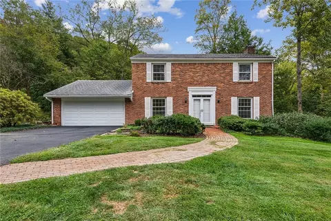 4939 Longview Ct, Murrysville, PA 15668