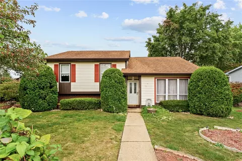 99 Lawnview Dr, Freedom, PA 15042