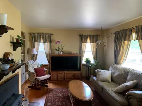 846 E Main St, Corry, PA 16407 photo 7