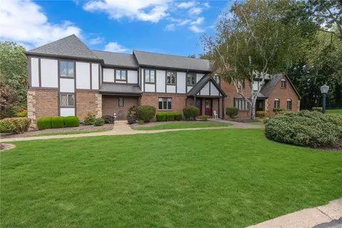 1606 Stone Mansion Dr, Sewickley, PA 15143