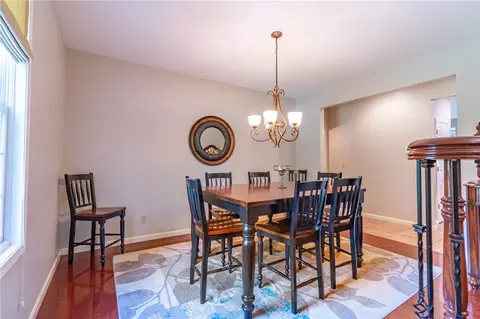 Dining - 374 E Crestview Dr, Transfer, PA 16154 photo 1 of 1