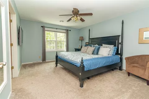 Bedroom - 374 E Crestview Dr, Transfer, PA 16154 photo 1 of 6