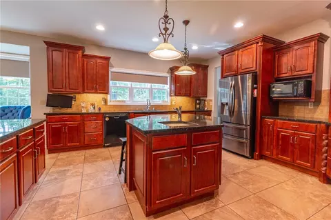 Kitchen - 374 E Crestview Dr, Transfer, PA 16154 photo 1 of 3