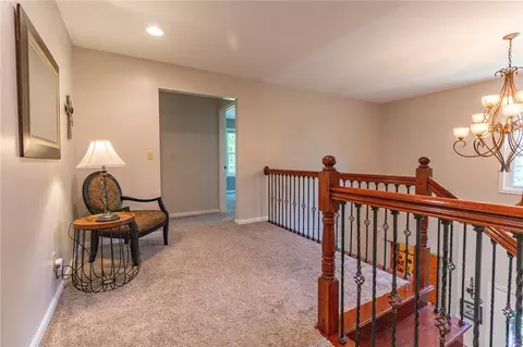 Entry Way - 374 E Crestview Dr, Transfer, PA 16154 photo 5 of 10