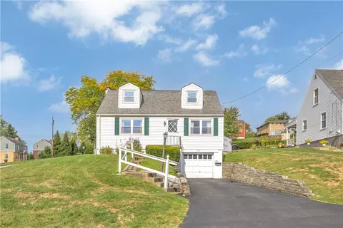 370 Clark Dr, Irwin, PA 15642