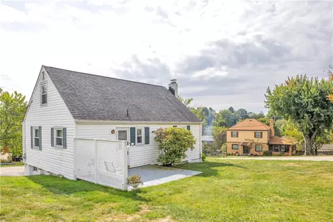 370 Clark Dr, Irwin, PA 15642 photo 30