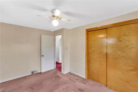370 Clark Dr, Irwin, PA 15642 photo 20