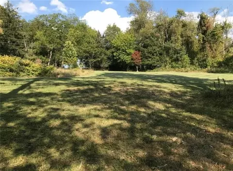 312 Christy Rd, Eighty Four, PA 15330