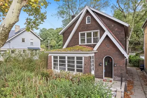 501 Greendale Ave, Edgewood, PA 15218