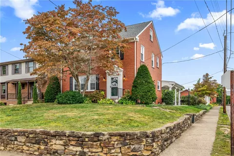 Exterior - 1500 2nd St, Beaver, PA 15009 photo 3 of 7