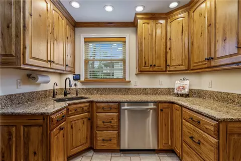 Kitchen - 1500 2nd St, Beaver, PA 15009 photo 4 of 4